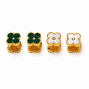 Gold clover stud earrings